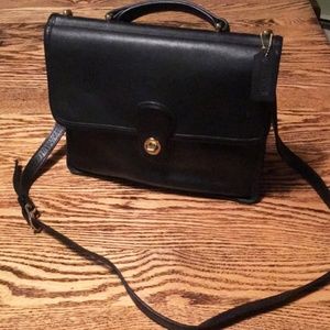 Vintage Coach leather purse in black